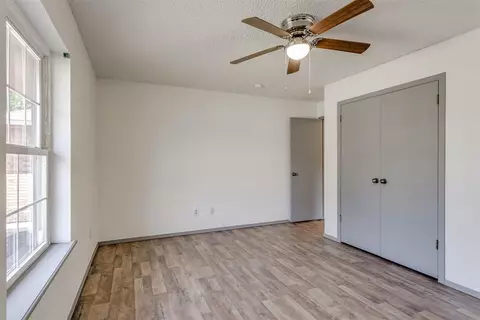 112 E Meade Dr, Yukon, OK 73099 photo 28