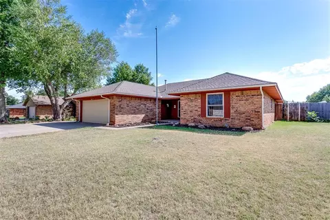 112 E Meade Dr, Yukon, OK 73099 photo 3