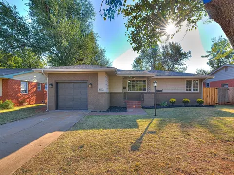 10312 Sunnymeade Pl, The Village, OK 73120