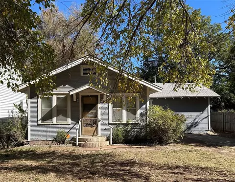 306 N Hitchcock St, Hobart, OK 73651