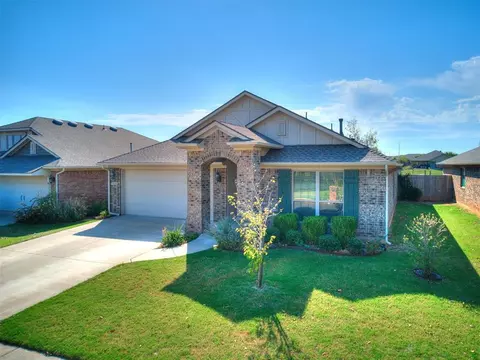 910 Eaglerock Ln, Norman, OK 73069