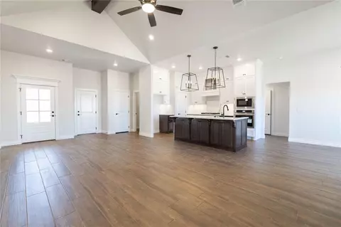 9313 Cheek Ranch Rd, Yukon, OK 73099 photo 1