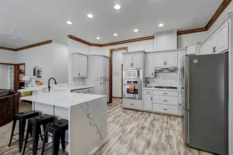 400 Daybreak Dr, Norman, OK 73071 photo 5