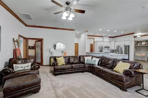 400 Daybreak Dr, Norman, OK 73071 photo 6