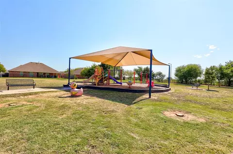 400 Daybreak Dr, Norman, OK 73071 photo 47