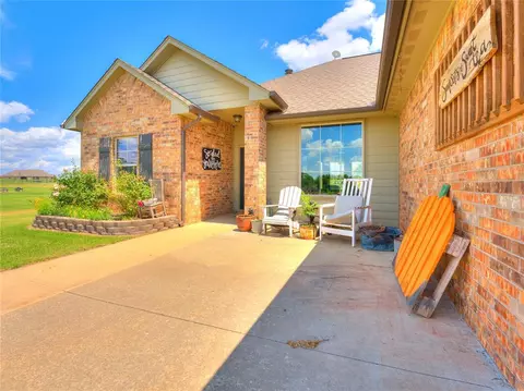 7500 Hawk Ln, Guthrie, OK 73044 photo 4