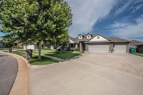 16104 Tall Grass Dr, Oklahoma City, OK 73170
