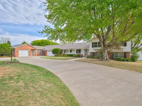 3309 N Oklahoma Ave, Shawnee, OK 74804