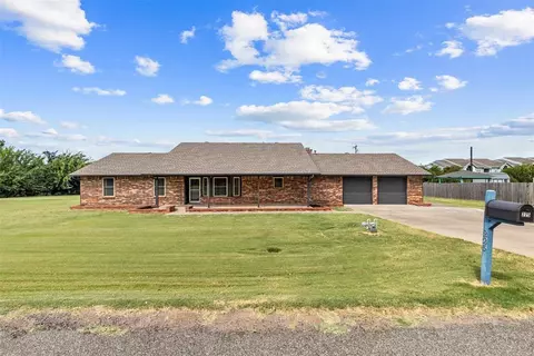 225 N Richard Ter, Mustang, OK 73064