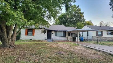 532 Showalter Dr, Midwest City, OK 73110