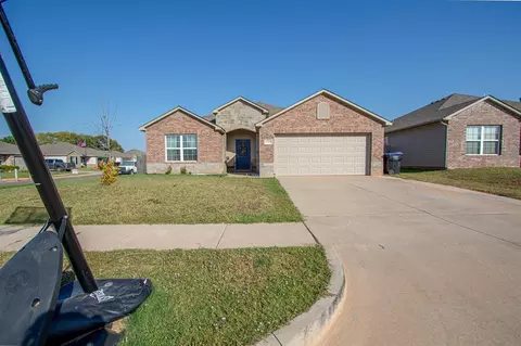 1317 Gypsum Pl, Noble, OK 73068