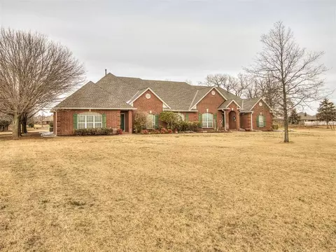 Undisclosed, Moore, OK 73160