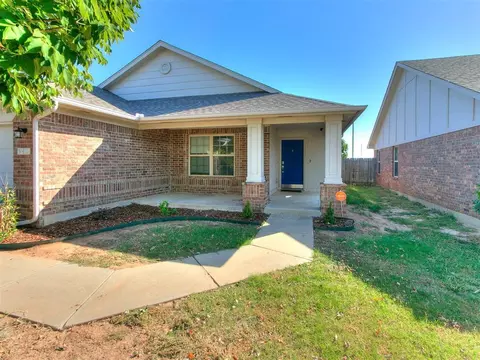 940 SW 158th St, Oklahoma City, OK 73170