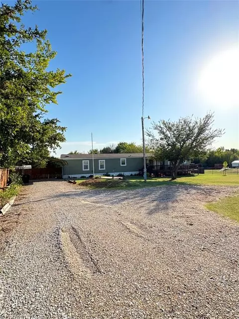 2317 E Sooner Rd, Blanchard, OK 73010 photo 4