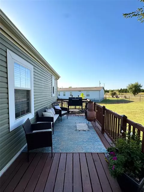 2317 E Sooner Rd, Blanchard, OK 73010 photo 9