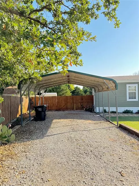 2317 E Sooner Rd, Blanchard, OK 73010 photo 5