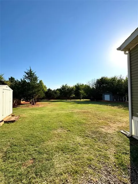 2317 E Sooner Rd, Blanchard, OK 73010 photo 45