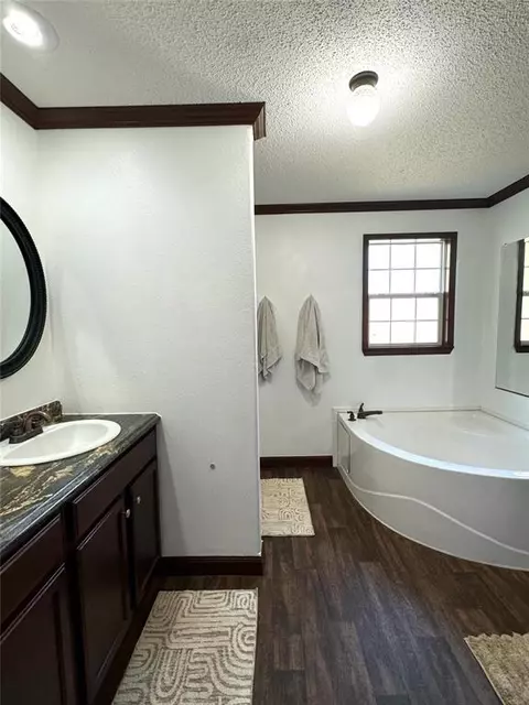 2317 E Sooner Rd, Blanchard, OK 73010 photo 28