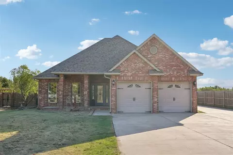 220 N V Ave, El Reno, OK 73036