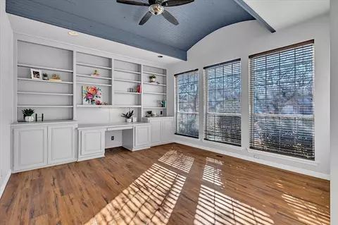 1004 Fox Hill Dr, Edmond, OK 73034