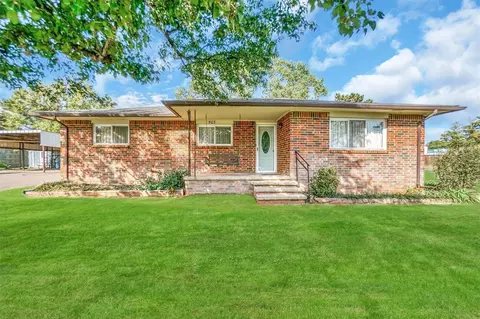 503 6th St, Canute, OK 73626