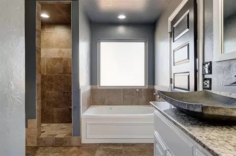 4909 Champlain Pl, Edmond, OK 73025 photo 26