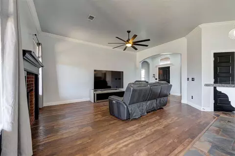 4909 Champlain Pl, Edmond, OK 73025 photo 9