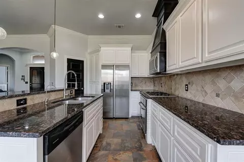 4909 Champlain Pl, Edmond, OK 73025 photo 15