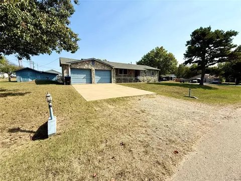 406 E 4th St, Davenport, OK 74026 photo 22