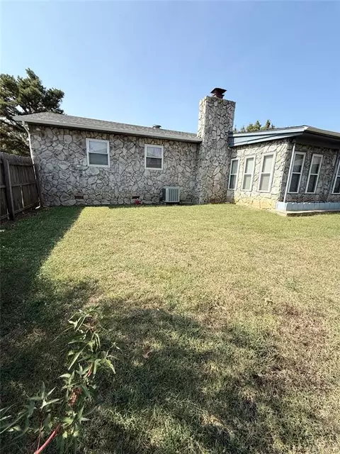 406 E 4th St, Davenport, OK 74026 photo 17