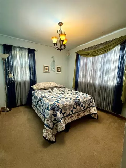 406 E 4th St, Davenport, OK 74026 photo 13