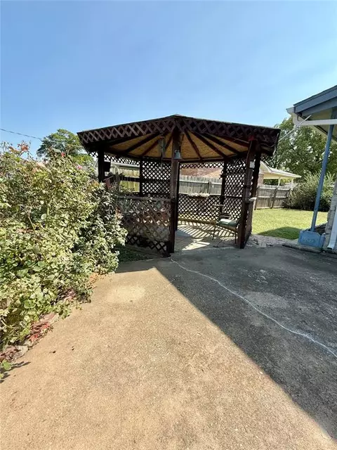 406 E 4th St, Davenport, OK 74026 photo 19