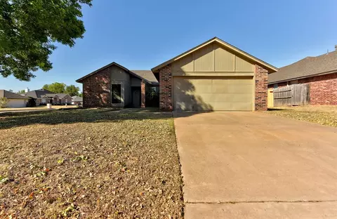625 Firelane Rd, Edmond, OK 73003
