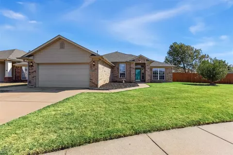 3120 Brighton Pl, Yukon, OK 73099