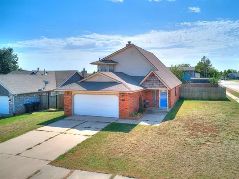 1700 SE 15th St, Moore, OK 73160