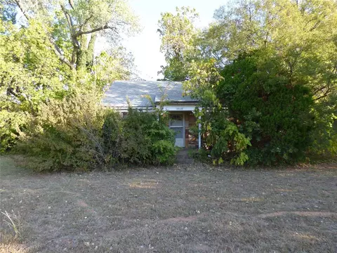10133 NE 10th St, Midwest City, OK 73130
