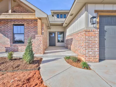 2801 Juneberry Ln, Newcastle, OK 73065