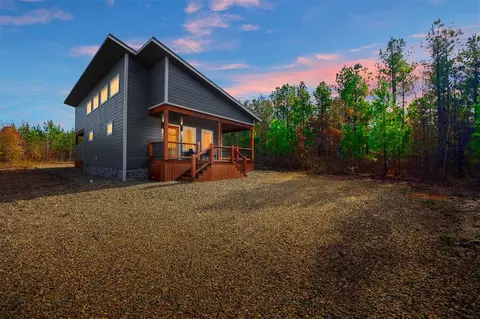 230 S Spruce Trl, Broken Bow, OK 74728