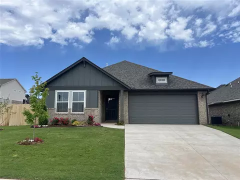 6201 Frankie Lynn Ln, Edmond, OK 73034