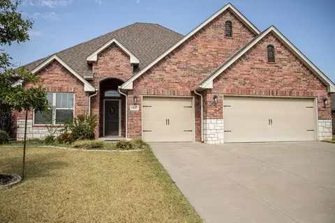 1417 Kelley Pointe Pkwy, Edmond, OK 73013