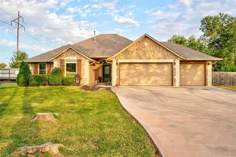 1600 Whispering Ln, Choctaw, OK 73020