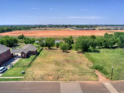 740 Siena Springs Dr, Norman, OK 73071