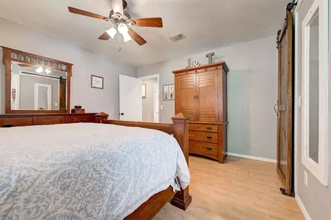 1204 Spruce St, Moore, OK 73160 photo 25