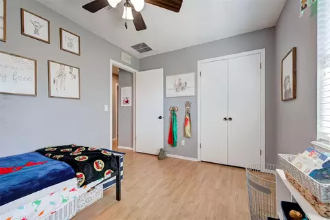 1204 Spruce St, Moore, OK 73160 photo 35