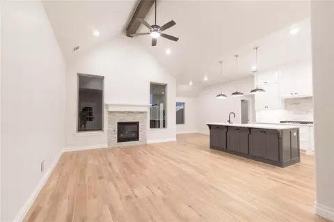 9201 Lupine Rd, Yukon, OK 73099