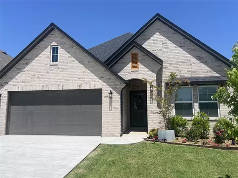 6109 Allen Scott Ln, Edmond, OK 73034