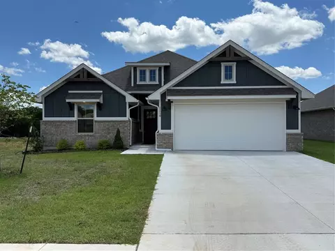 1114 Azalea Farms Rd, Noble, OK 73068