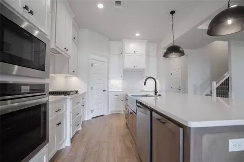 9317 Cheek Ranch Rd, Yukon, OK 73099