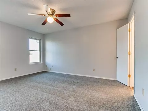 641 NE 15th St, Moore, OK 73160 photo 26