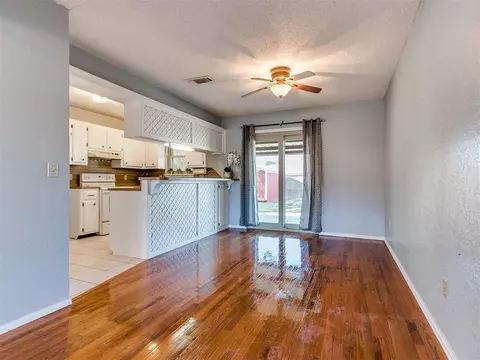 641 NE 15th St, Moore, OK 73160 photo 13